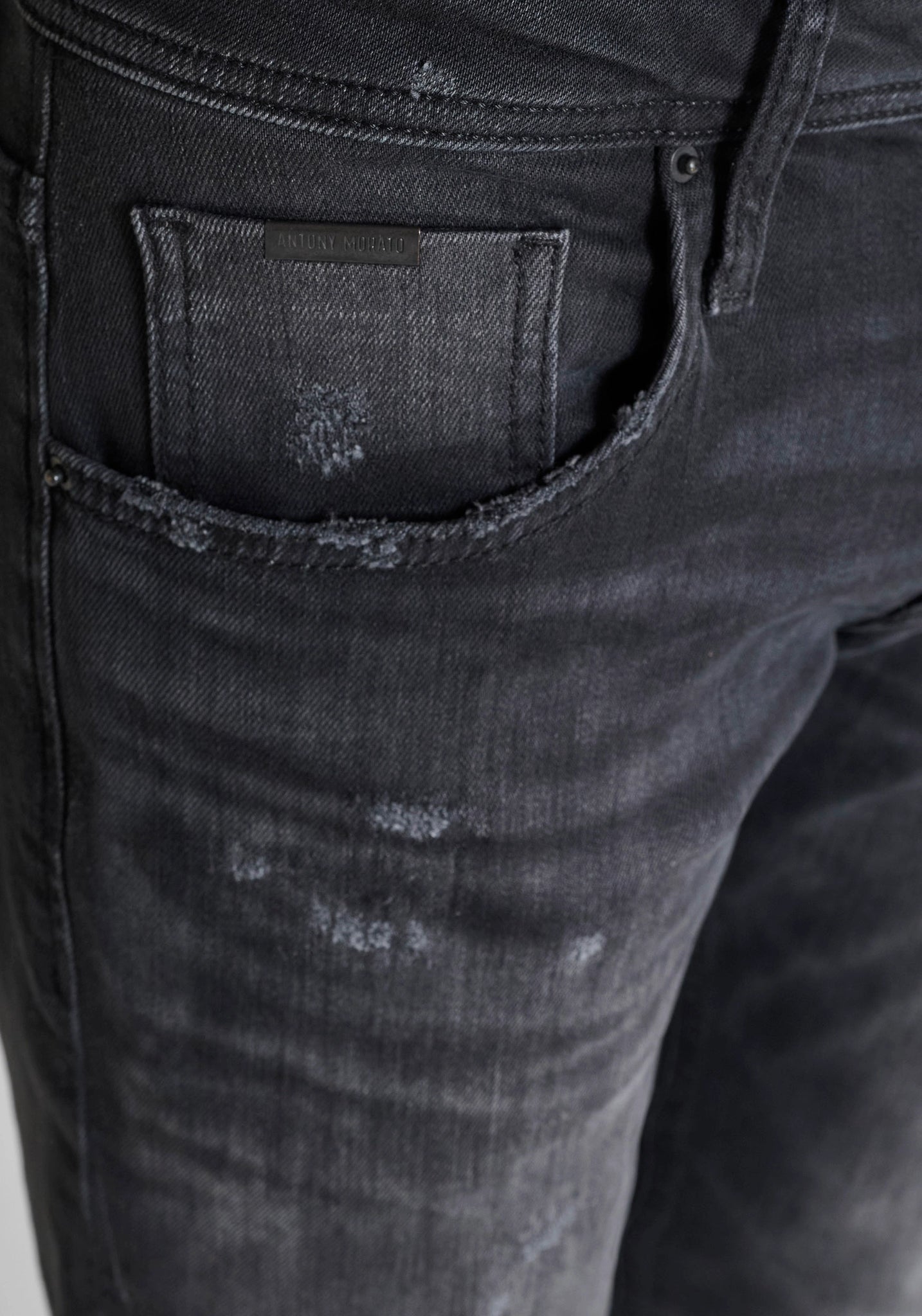 ANTONY MORATO JEANS COMFORT TAPERED FIT IN DENIM NERO EFFETTO SFUMATO 2500282